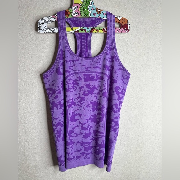 Lululemon Swiftly Tech Racerback tank Heathered Tender Violet size 10 - Picture 1 of 3